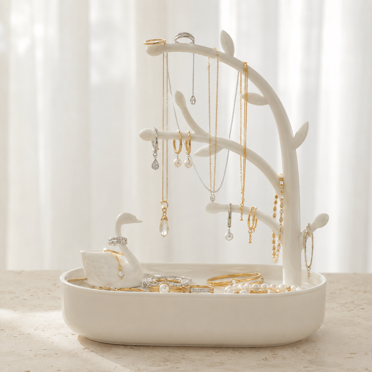 Arbre a bijoux avec cygne blanc - charge complete de bijoux
