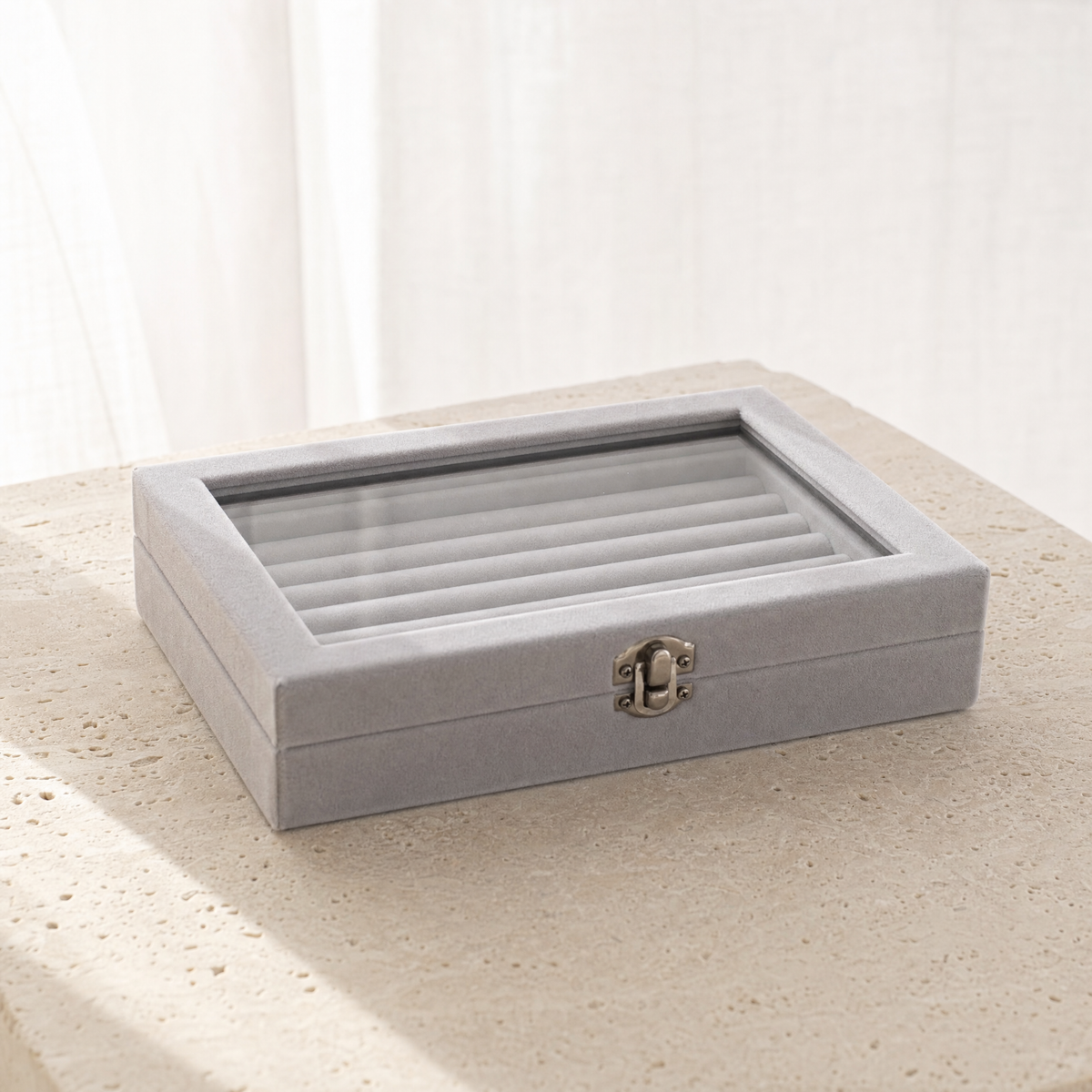 Coffret à bagues velours gris couvercle vitré